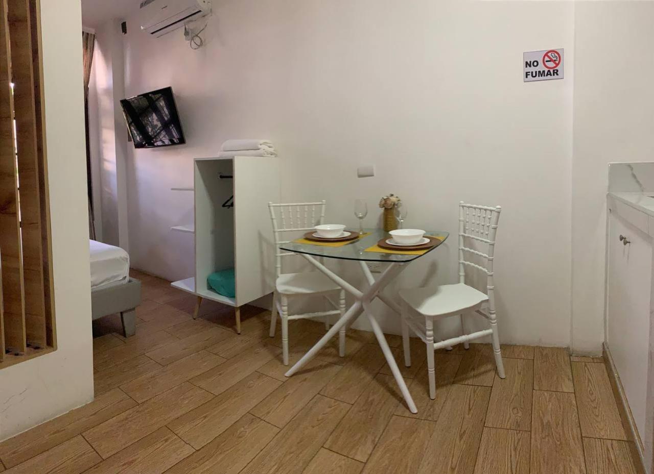 Apartment Soles Mall Del Sol Airport *
