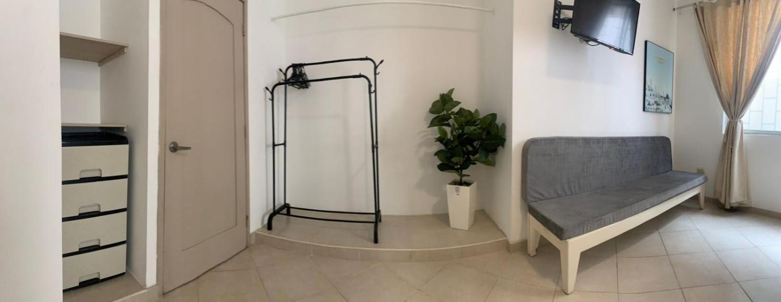 Apartment Soles Mall Del Sol Airport *