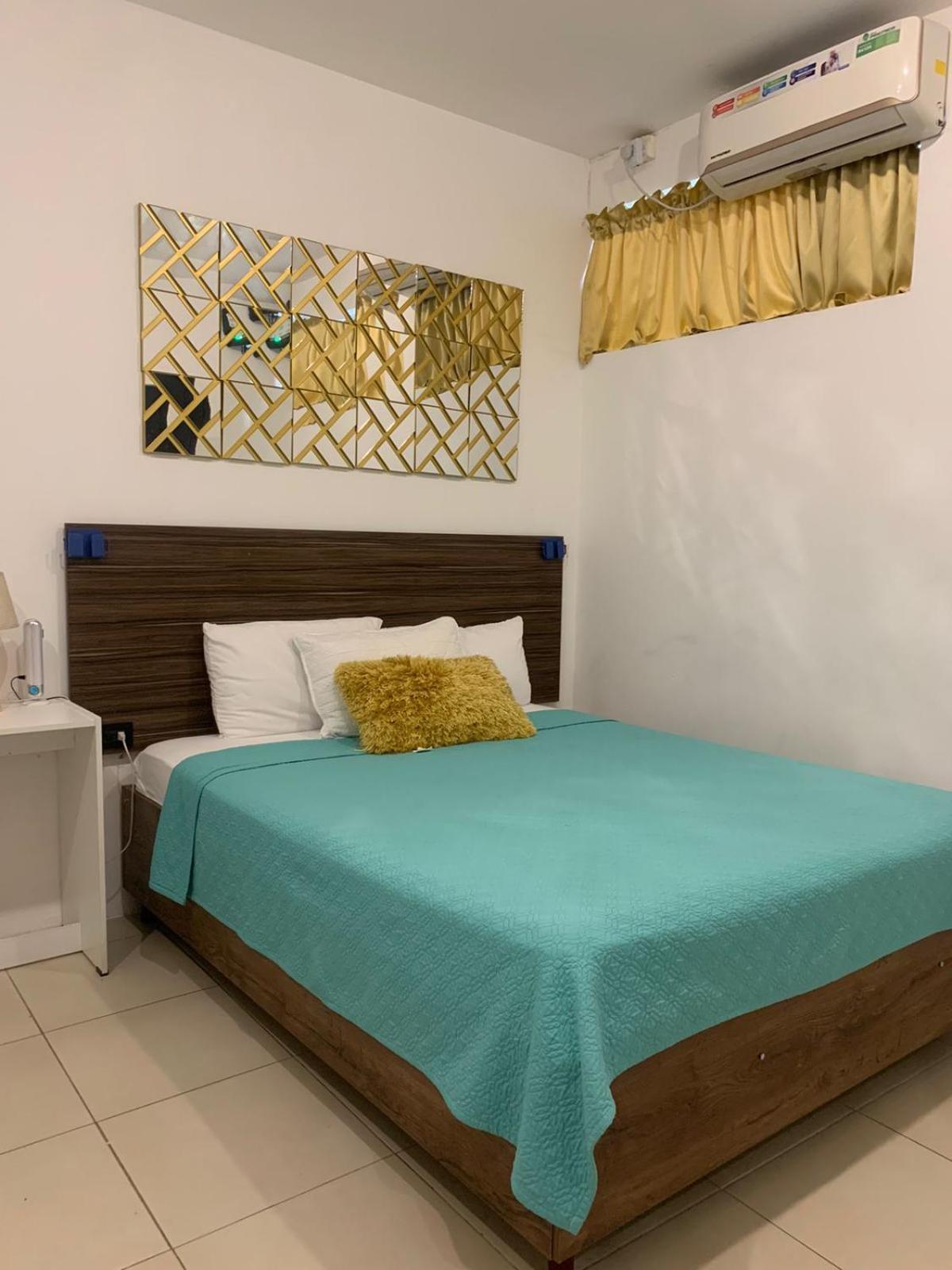 Soles Mall Del Sol Airport Apartment